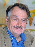 Portrait of Kees van der Pijl